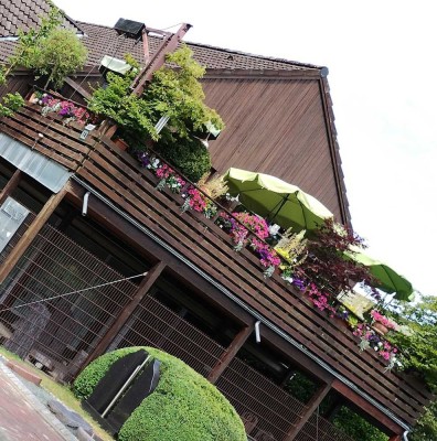 3-Zimmer Wohnung in Buxtehude, perfekt für ZWEI mit Balkon für Gartenliebhaber