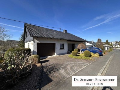 Sehr gepflegtes und  komplett vermietetes Zweifamilienhaus in sonniger Lage von Nistertal.