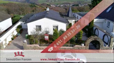 Mediterranes Wohnidyll in Pellingen – stilvoller Bungalow mit Garten & Garage