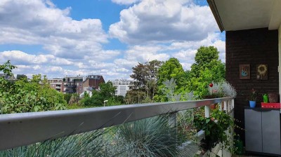 Moderne, sehr gepflegte 2 Zimmer-Wohnung mit 2 Balkonen + Garagenstellplatz