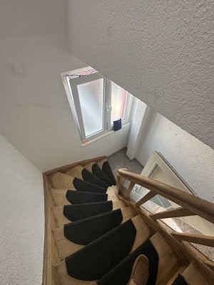 Schöne 3-Zimmer-DG-Wohnung in Mannheim