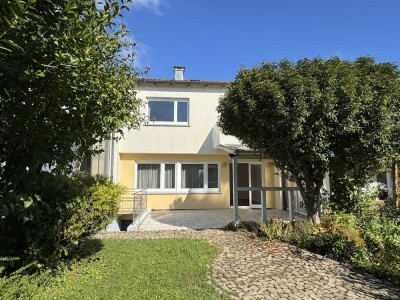 Funktionelles, modernisierungsbedürftiges Reihenmittelhaus in beliebter Wohnlage