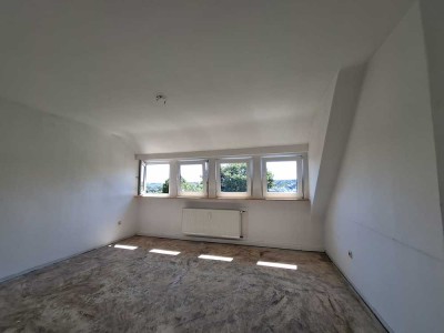 Freundliche und helle 3,5-Zimmer-DG im Dortmunder Süden
