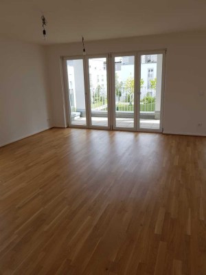 *Rheingaupalais*
Freundliche 3-Zimmer-Wohnung mit EBK und Balkon in Wiesbaden-Schierstein