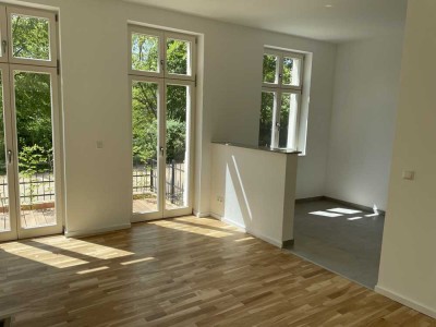 Wunderschöne sonnendurchflutete 2-Zimmer Whg., Parkett, Duschbad, Fußbodenheizung