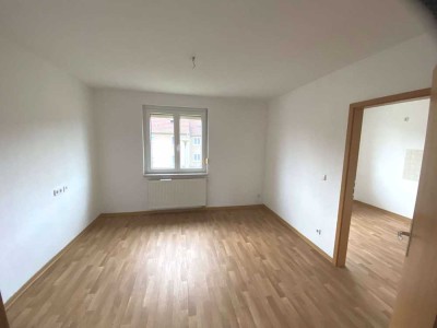 süße kleine 2-Raum-Wohnung im Herzen von Schönebeck