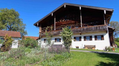 Top Lage Laufen, nh. Absdorfer See mit traumhaften Bergblick, schönes, renoviertes Bauernhaus