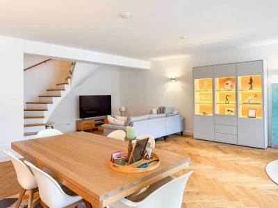 Exklusive Maisonette-Wohnung mit Sonnenterrasse und Einbauküche - Aufzug und Stellplätze