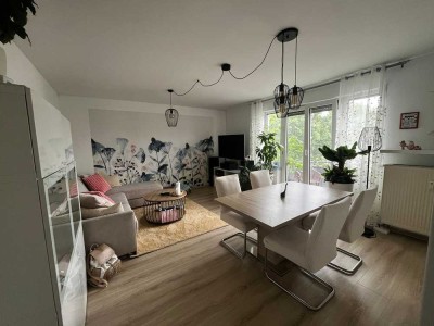 Geschmackvolle 3-Zimmer-DG-Wohnung mit Balkon in Rodgau
