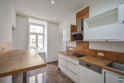 5-Zimmer-Altbauwohnung im 18. Bezirk