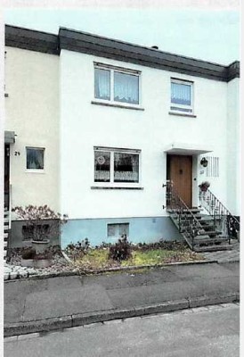 Preiswertes 5-Raum-Reihenhaus in Offenburg