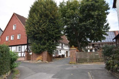 Umfangreicher Resthof mit viel Entfaltungsfläche wartet hier auf Sie