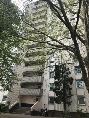 2 Zimmer Wohnung mit Balkon und TG-Platz in Köln-Porz