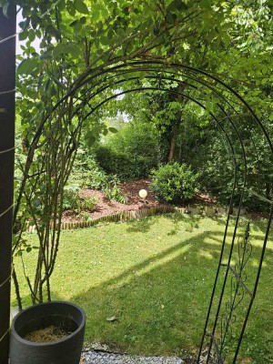 Schöne 3 Zimmer-EG-Wohnung mit großzügigen Gartenanteil in toller Lage in Göppingen.