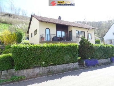 Freistehendes Haus in sehr guten, ruhigen Lage!