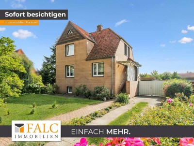 +++ Attraktives Stadthaus mit Wintergarten auf großem Grundstück +++
