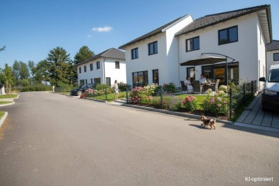 Erstbezug in EBENFURTH! Doppelhaushälfte mit Garten &amp; 116 m² Wohnfläche – Jetzt besichtigen!