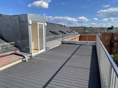 Lichtdurchflutete Maisonette-Whg, Penthouse-Charakter, Dachterrasse, Fernsicht, Garage, Sofortbezug