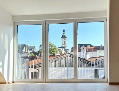 Neubauwohnung mit Balkon: Großzügige helle 2,5-Zimmer-Wohnung