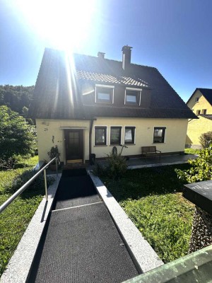 Frisch Renovierte 3-Zimmer-Wohnung in unserem Zweifamilienhaus, ruhige Lage in Mönsheim