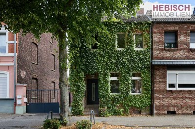 + PROJEKT FÜR MACHER + SANIERUNGSBEDÜRFTIGES HAUS MIT ZUKUNFT + KREFELD-OPPUM +