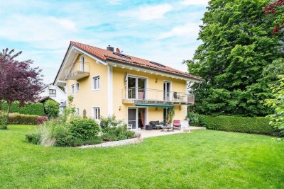 Lichtdurchflutete Dachgeschosswohnung