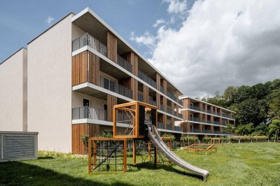 Wohnen im Steingötterhof! 2 Zimmer mit großem Balkon.