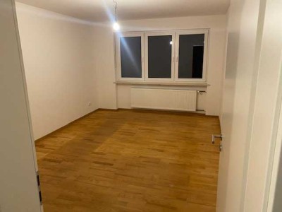 Geschmackvolle 4-Zimmer-Wohnung mit Balkon in Anzing