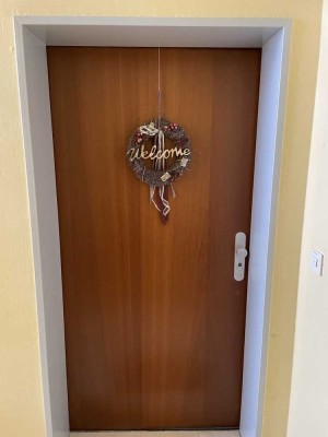 Schöne 2-Zimmer-Wohnung mit Balkon und Einbauküche in Weilheim, von privat