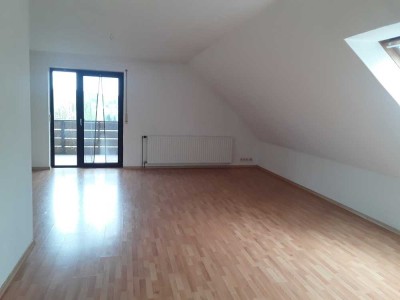 Attraktive 4-Zimmer-Dachgeschosswohnung mit Balkon in Arnsberg