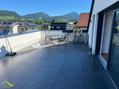 Coming soon- Alleine im Dachgeschoss-Hochwertige Wohnung mit Traumblick und XXL-Terrasse