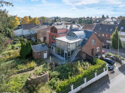 Platz für die ganze Familie / 2-Familienhaus in Würselen