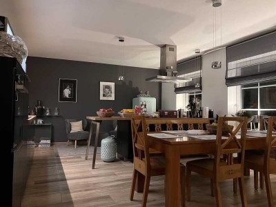 Luxuswohnung in Bestlage Siegburg teilmöbliert
