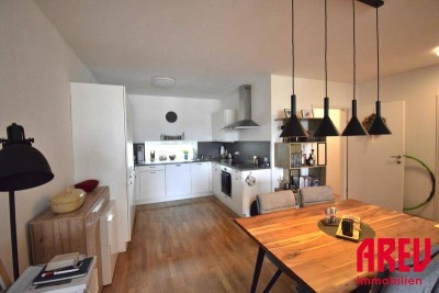 EXKLUSIVES WOHNEN AM WASSER - SCHÖNE 2 ZIMMERWOHNUNG - TOP 56