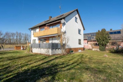 Ihre Kapitalanlage - 3-Familienhaus mit großem Grundstück in Fürth (Vach)