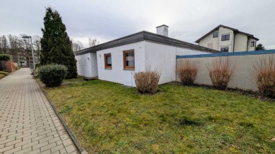 Privatverkauf: Großzügiger Bungalow mit Atriumgarten in ruhiger Lage auf der Schanz