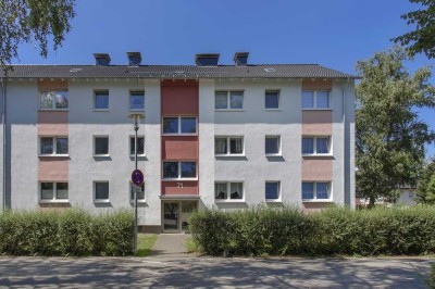 3-Zimmer-Wohnung mit Tageslichtbad und Balkon an der Strotheide frei!