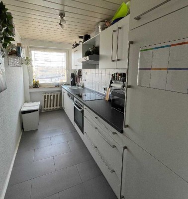 3,5-Zimmer 84qm mit sonnigem Balkon in Duisburg