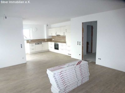 *Neuwertige * Charmante 4- Zi Wohnung mit großem Balkon in Maselheim