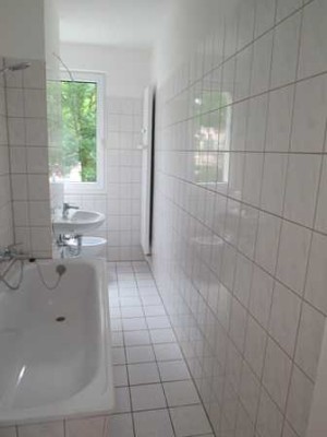Küche und Bad mit Fenster