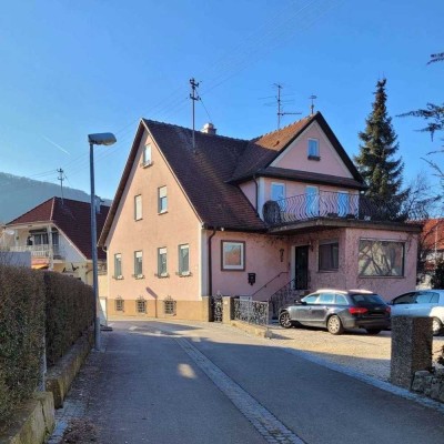 Geräumiges Einfamilienhaus: moderner Wohnbereich, stilvoller Küche, großem Grundstück in  Deggingen