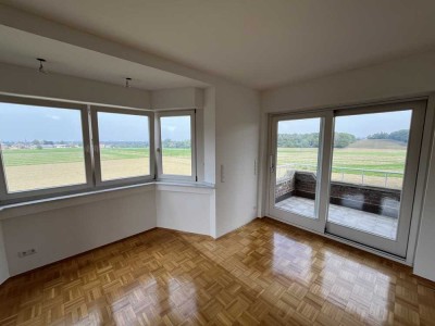 3-Zimmer-Wohnung mit Balkon und Garage