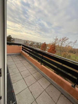 Frisch sanierte 3 Zimmer Wohnung mit Aufzug in Dormagen