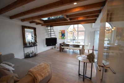 Wunderschöne 3-Zimmer Dachgeschoss-Wohnung in Langen/Steinberg zu verkaufen