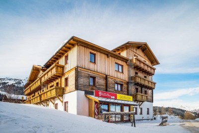 Touristische Vermietung! Großzügiges 4-Zi. Appartement | Ski-In &amp; Ski-Out