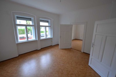 Helle charmante 2,5-Zimmer Jugendstilwhg. mit Wohnküche in Regensburg/innerer Osten