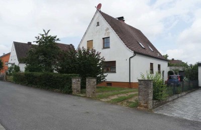 Haus und großes Grundstück zu verkaufen im Bieterverfahren