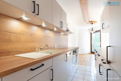 EINLADENDE, SANIERTE 3 ZIMMERWOHNUNG IM HERZEN SCHWECHATS + Garagenplatz