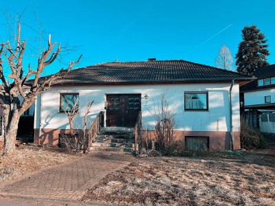 Einfamilienhaus mit großem Garten in toller Lage