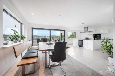 Exklusive Penthouse-Wohnung mit umlaufender Terrasse und hochwertiger Ausstattung